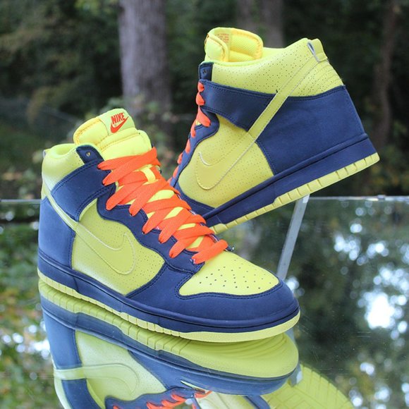 Nike Other - Nike Dunk High The Simpsons 2009